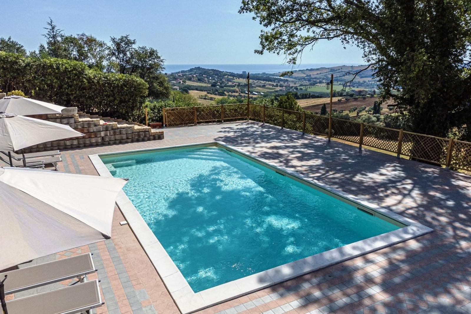 Villa Lucilla - B&B Rooms And Pool Potenza Picena Buitenkant foto